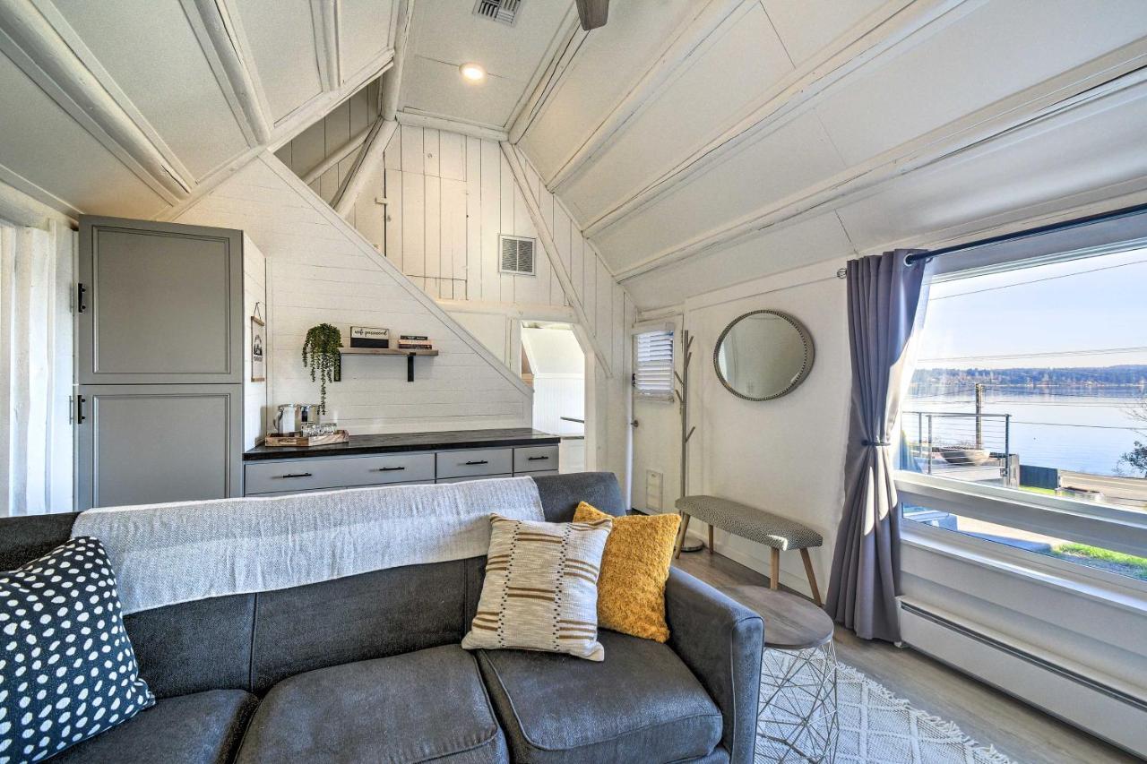 Puget Sound Cabin With Hot Tub And Water Views! 브레머턴 외부 사진
