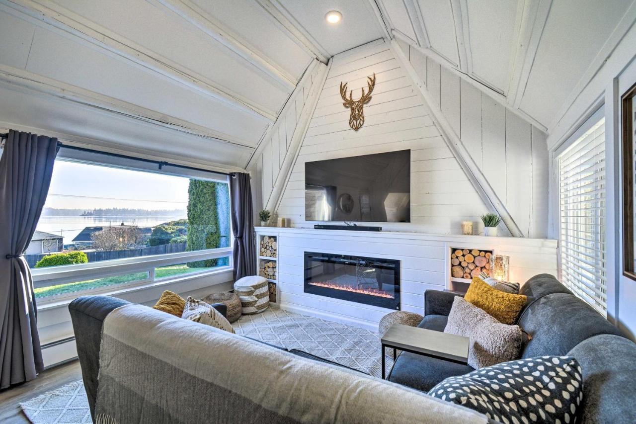 Puget Sound Cabin With Hot Tub And Water Views! 브레머턴 외부 사진
