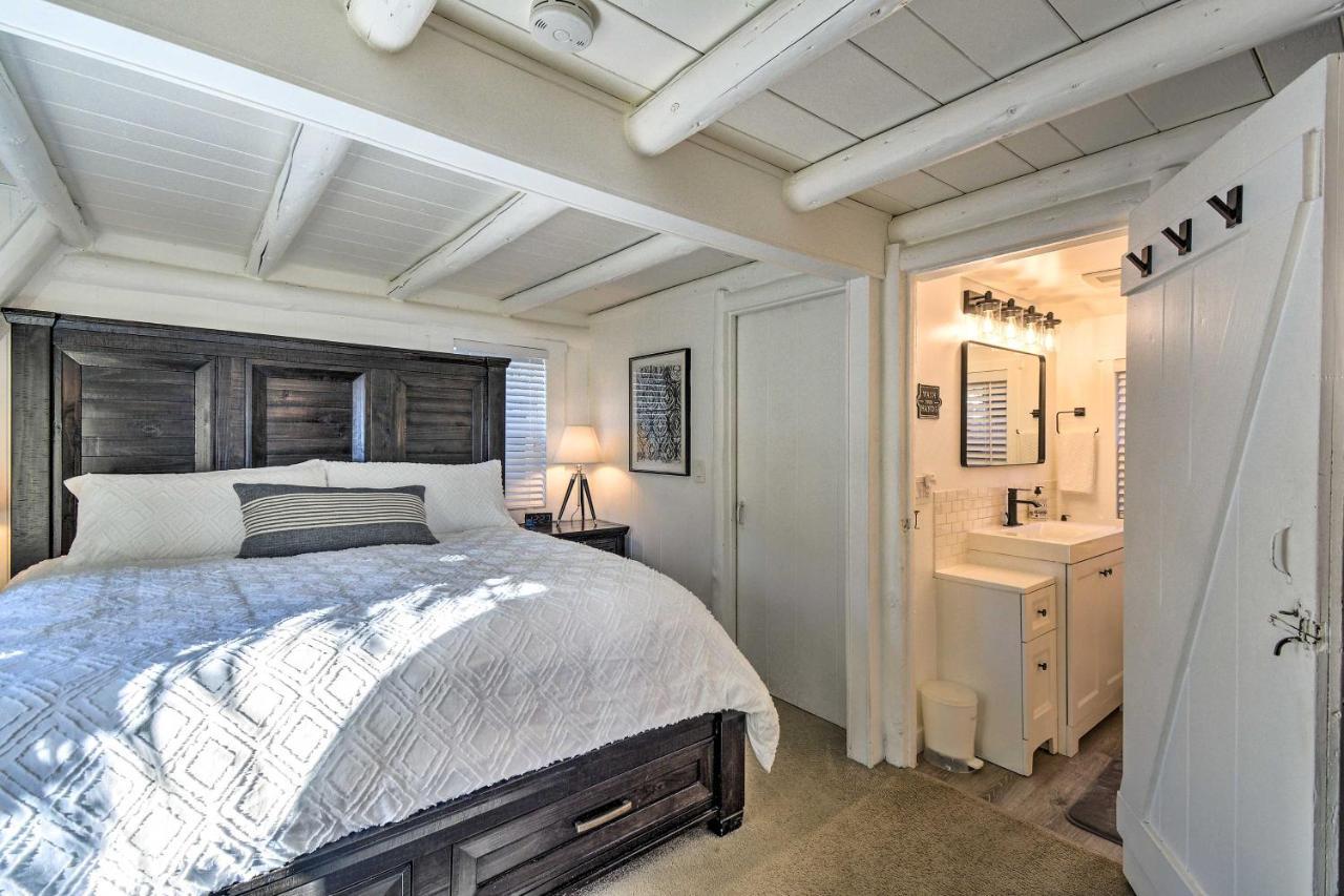 Puget Sound Cabin With Hot Tub And Water Views! 브레머턴 외부 사진
